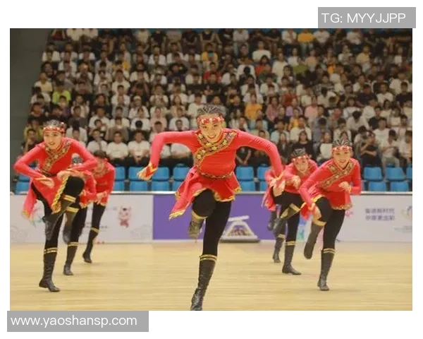 一江水,一个圆,奔腾的体育具象化了 一江水,一个圆,奔腾的体育具象化了